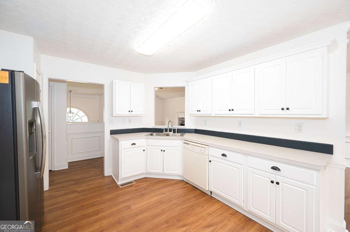 6532 Sundial Avenue Flowery Branch - Photo 11