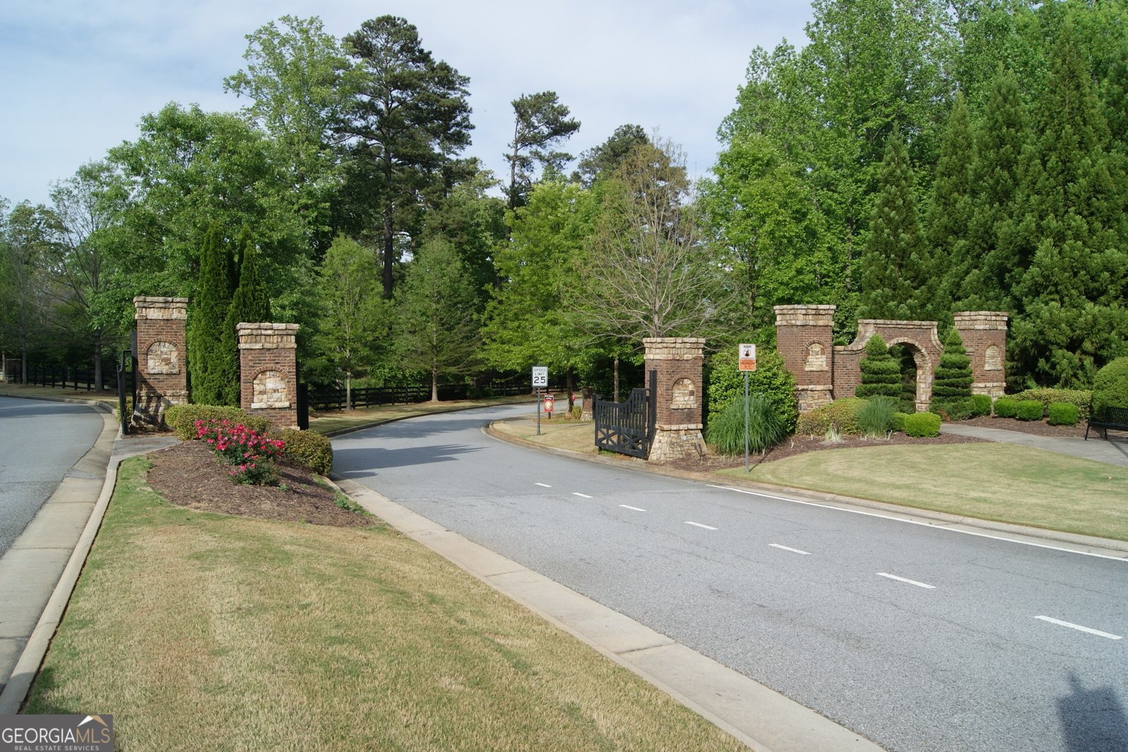 4339 Alysheba Drive Fairburn - Photo 6