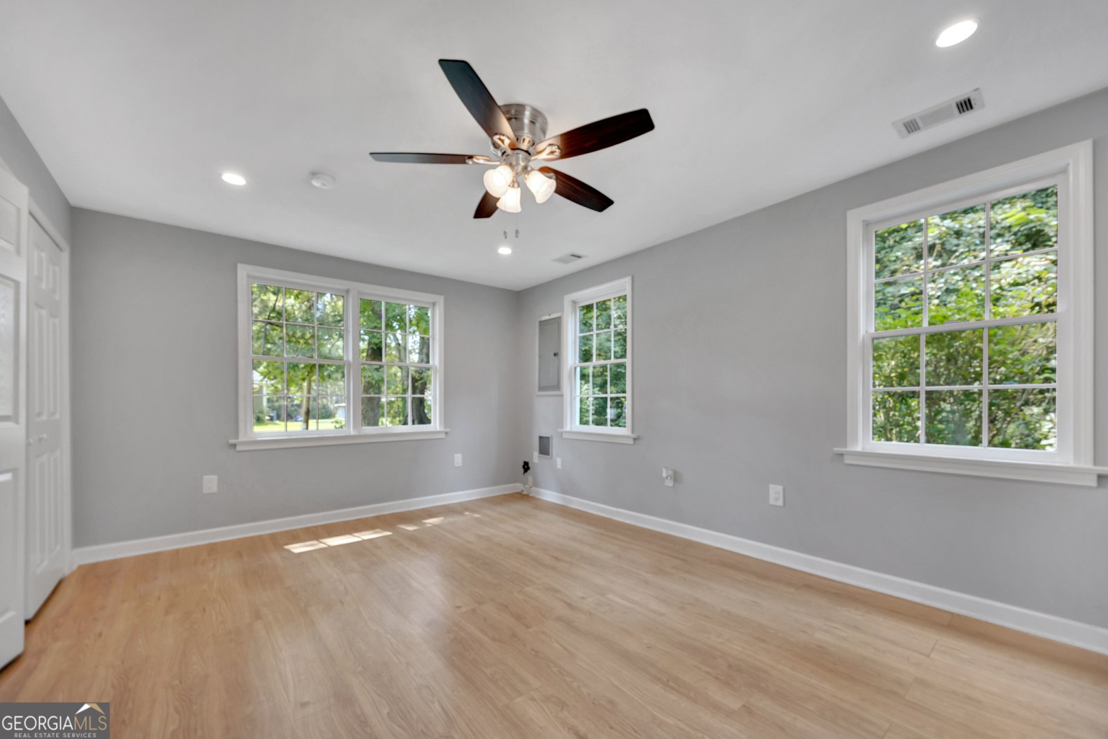 131 Johnson Street Newborn - Photo 16