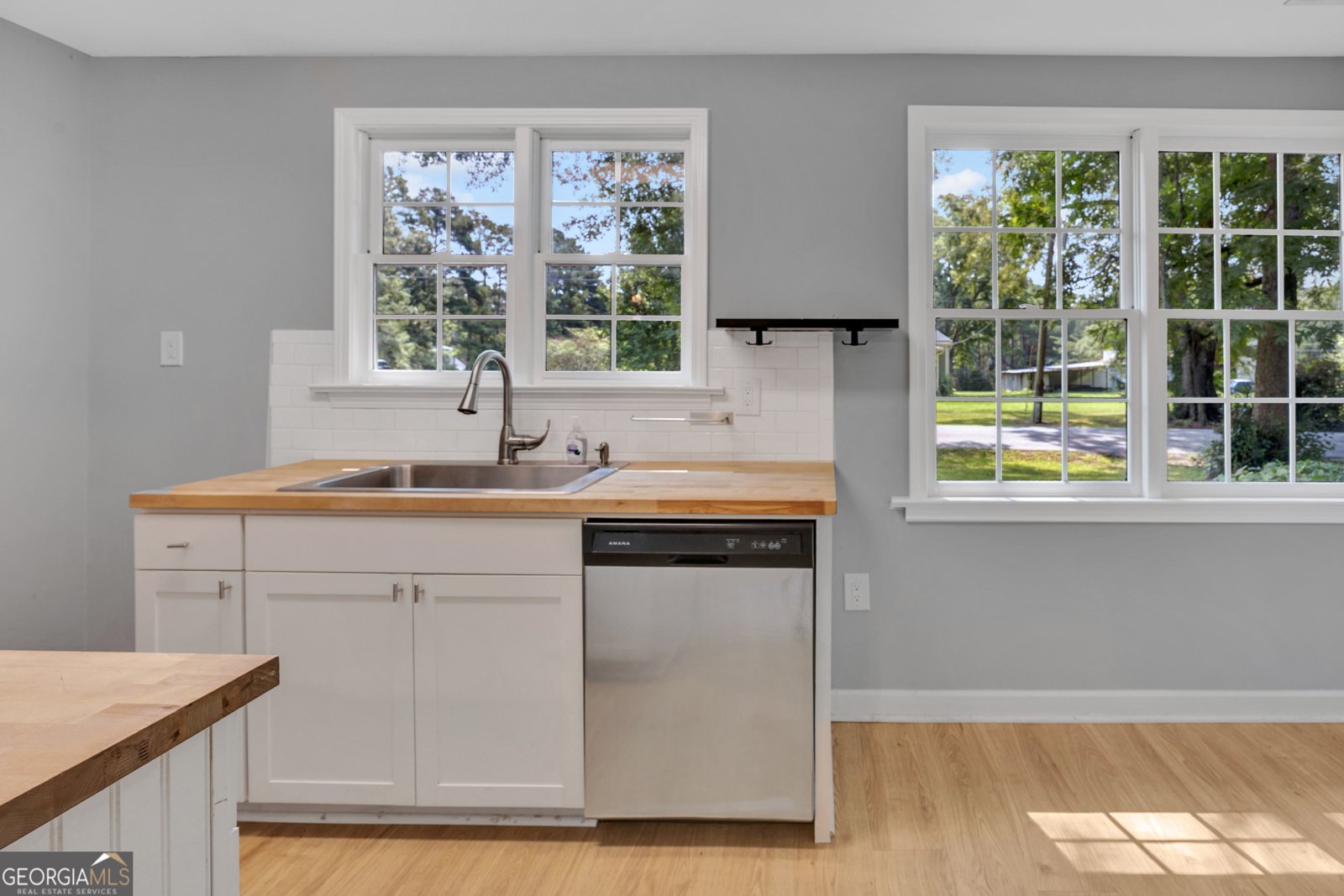 131 Johnson Street Newborn - Photo 6