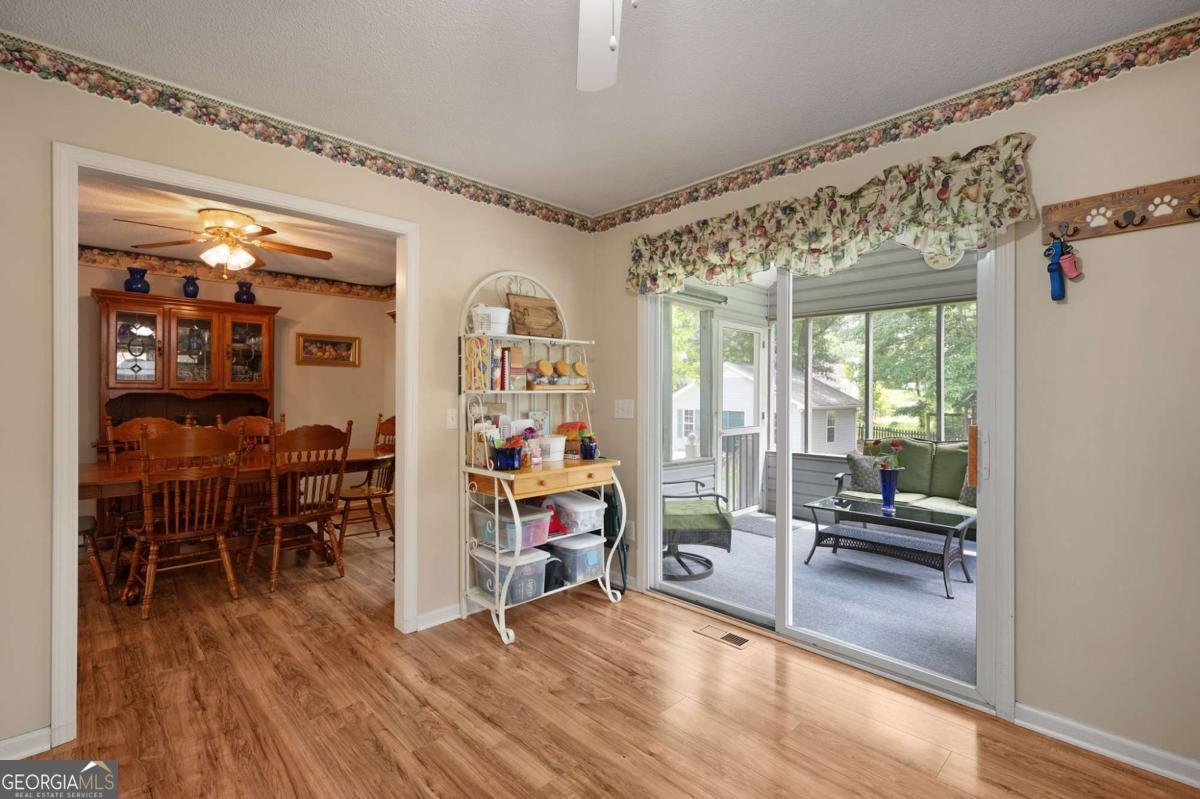 154 Honeysuckle Drive Calhoun - Photo 17