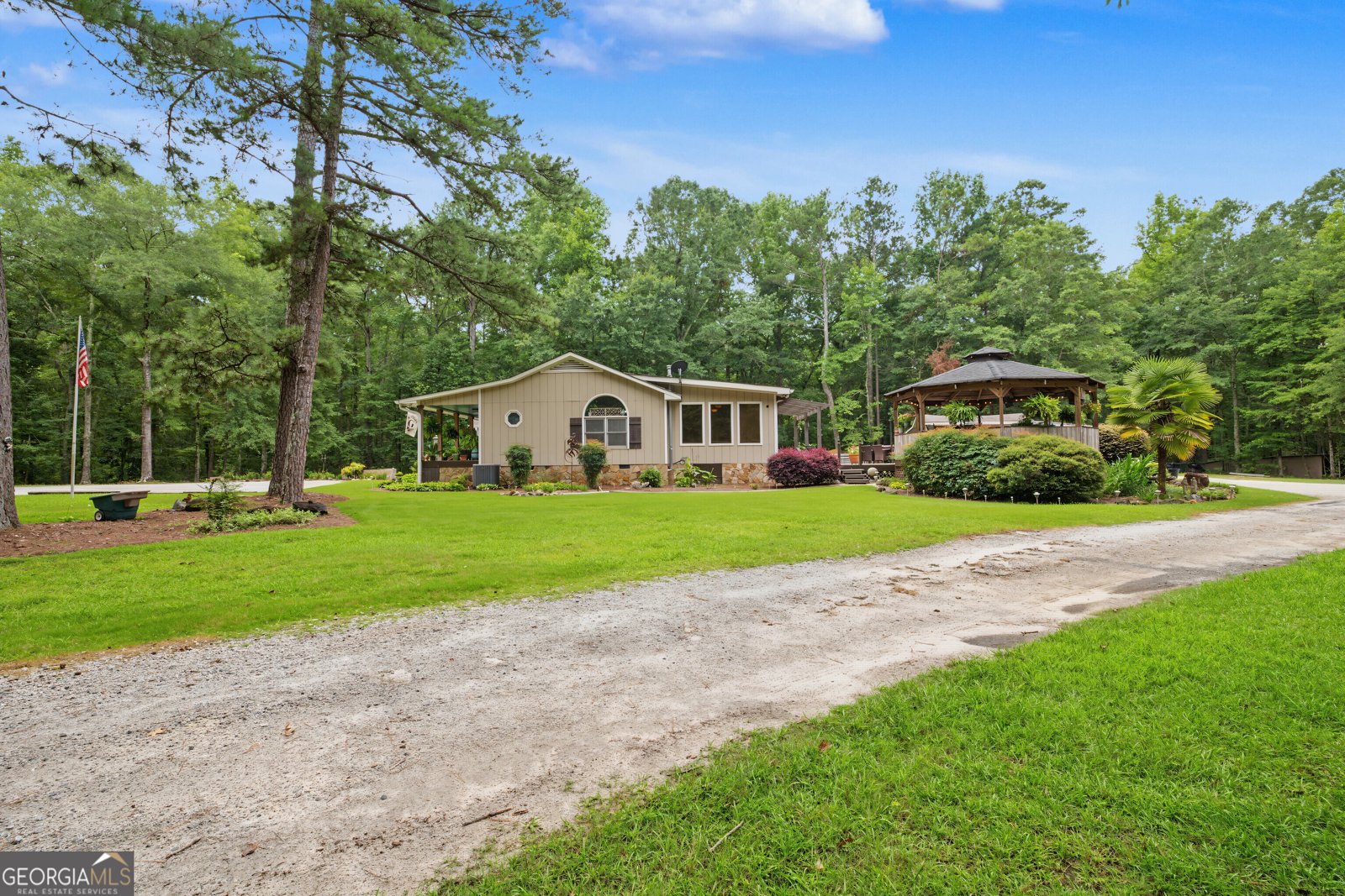331 Clearwater Road Sharpsburg - Photo 39