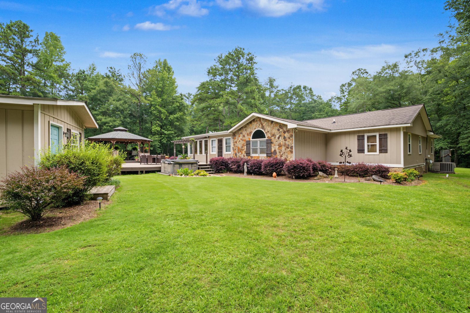 331 Clearwater Road Sharpsburg - Photo 42
