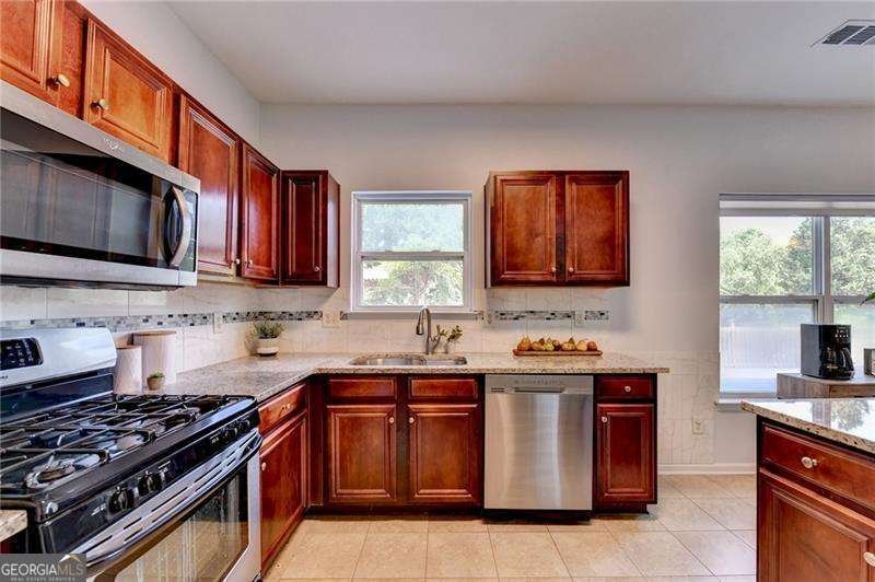 220 Nichols Drive Suwanee - Photo 27