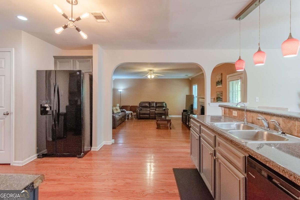 7377 Spoleto Loop Fairburn - Photo 9