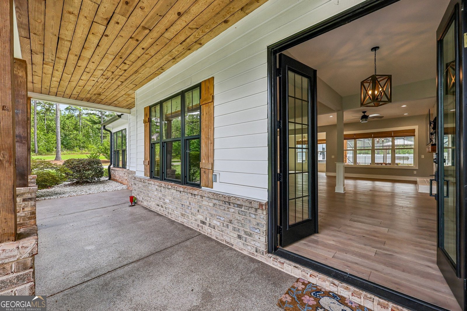 1970 Smith Road Forsyth - Photo 8