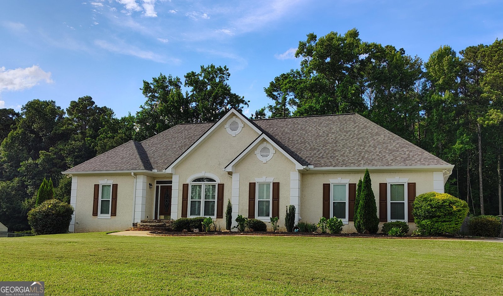 118 Crescent Drive Newnan - main photo