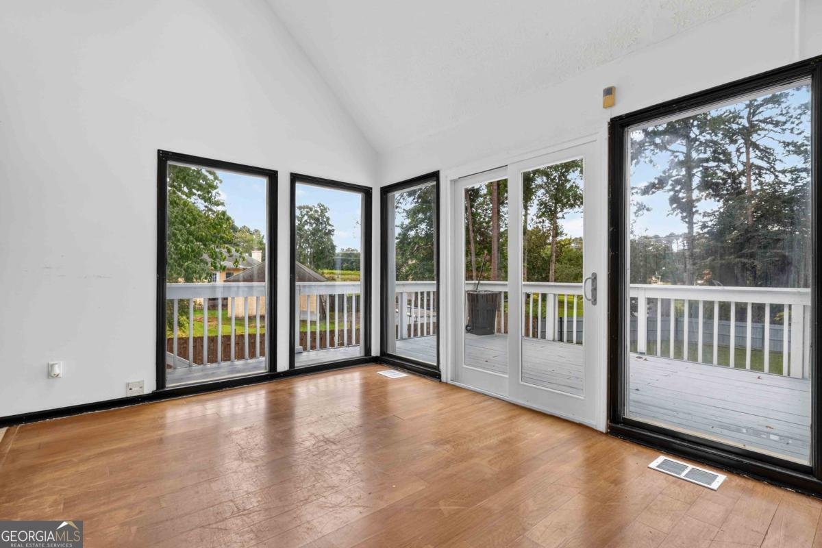 1339 Mundys Mill Road Jonesboro - Photo 9