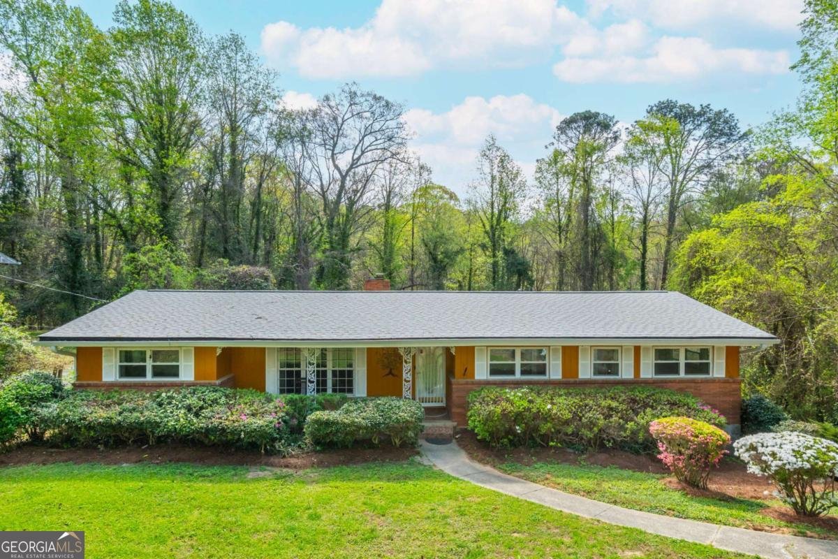 2876 Bob White Drive Atlanta - main photo