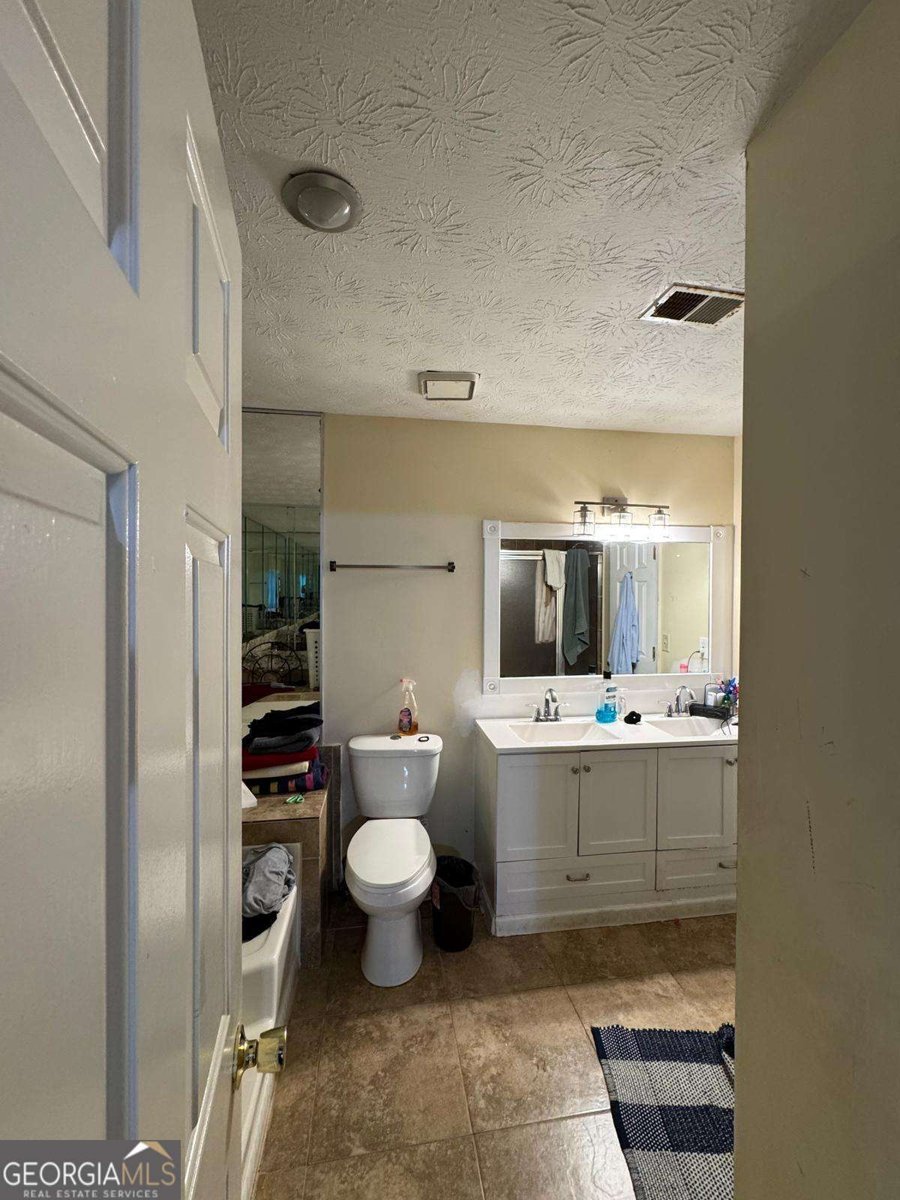 760 Kings Crest Court Fairburn - Photo 13