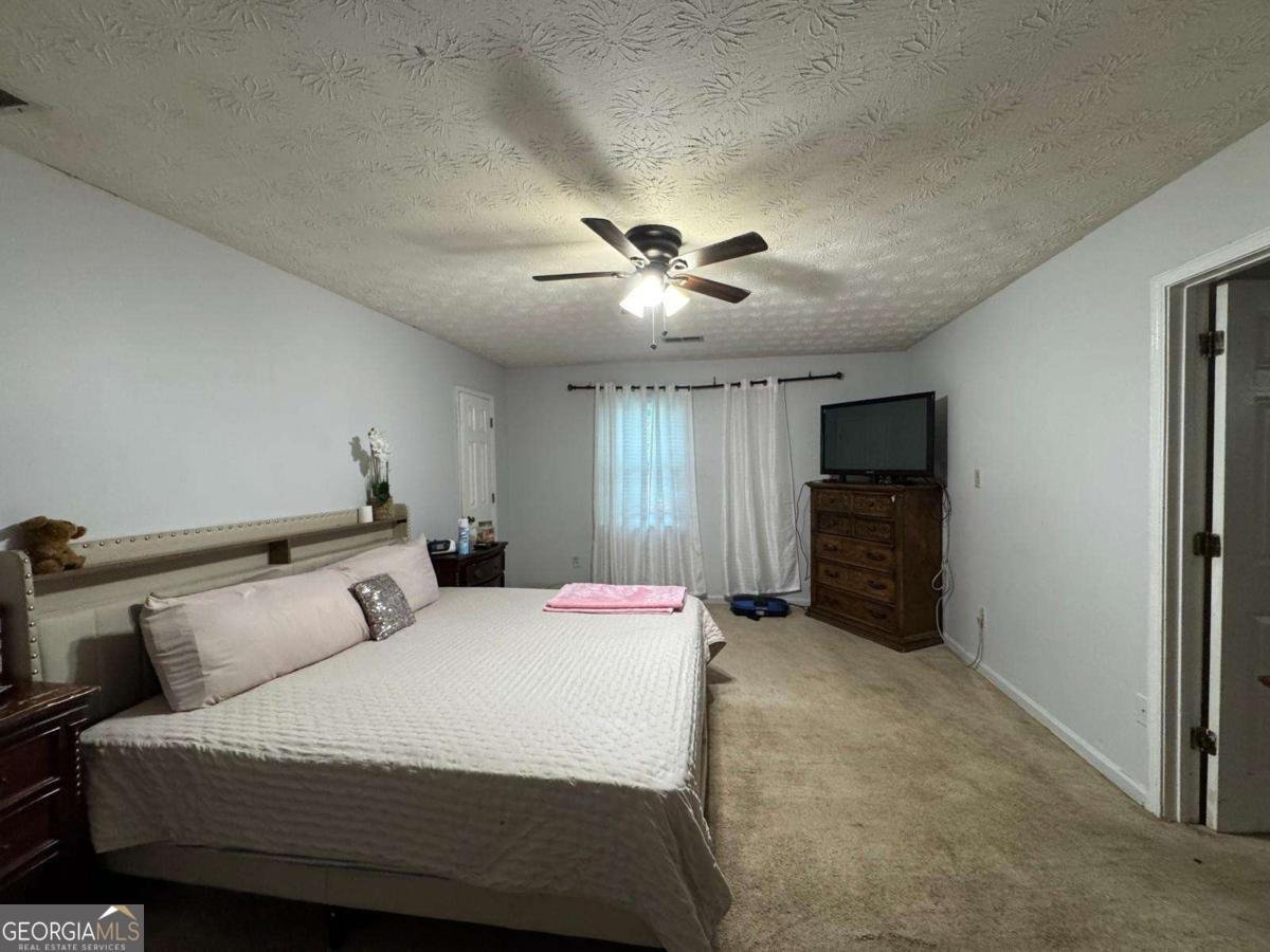 760 Kings Crest Court Fairburn - Photo 15