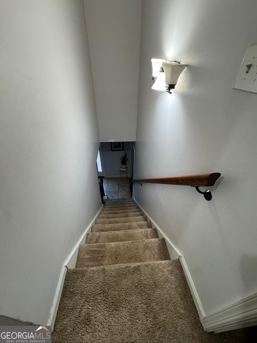 760 Kings Crest Court Fairburn - Photo 16