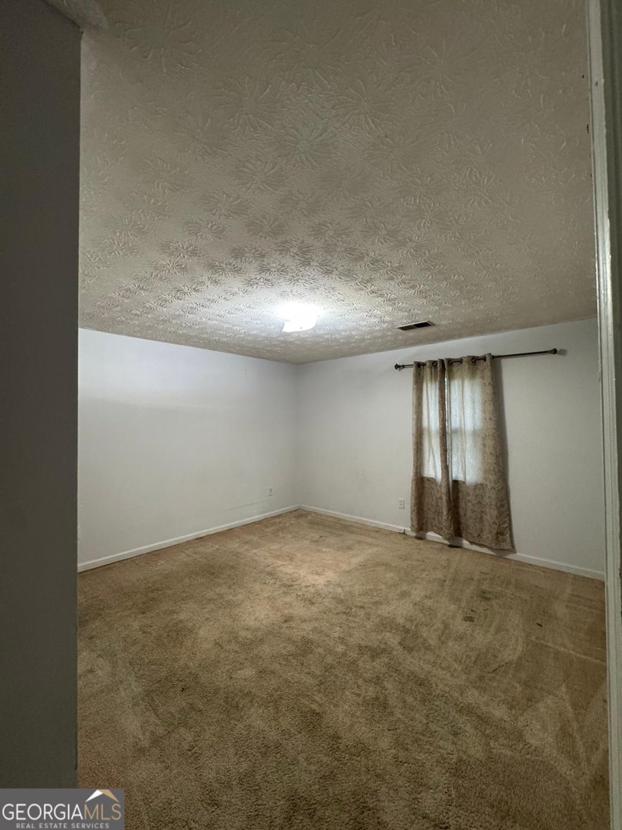760 Kings Crest Court Fairburn - Photo 18