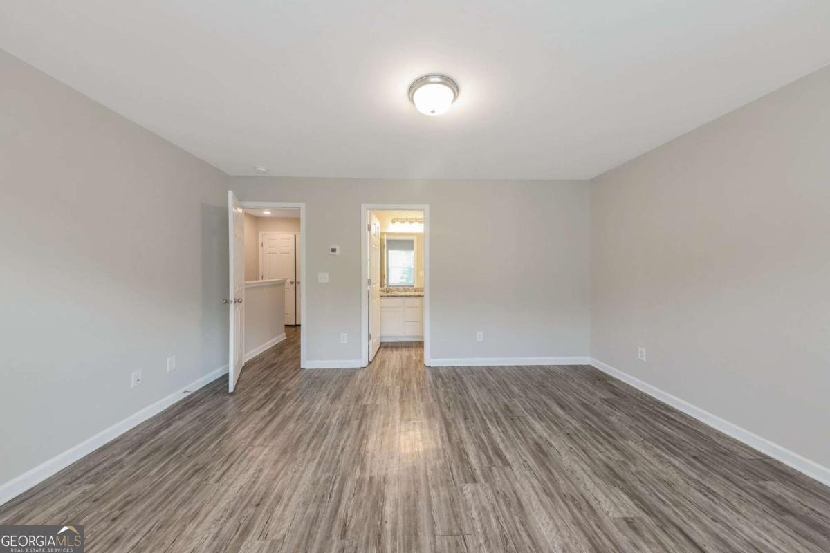 4431 Pinscher Street Union City - Photo 13