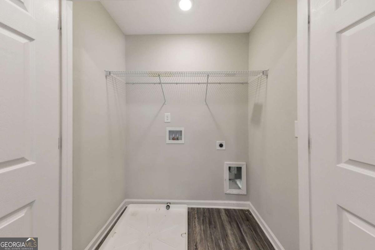 4431 Pinscher Street Union City - Photo 17