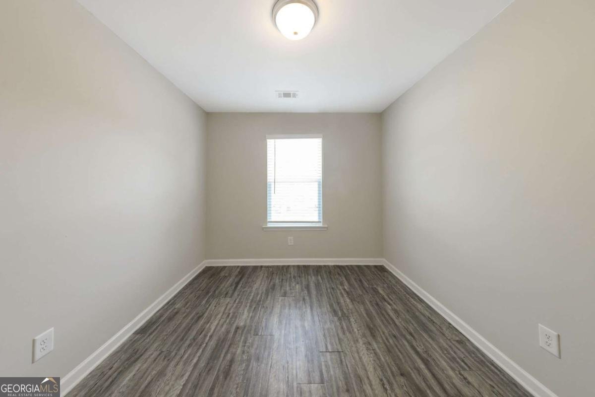 4431 Pinscher Street Union City - Photo 19