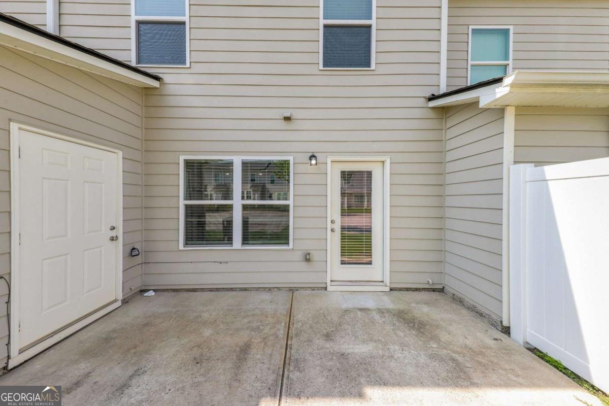 4431 Pinscher Street Union City - Photo 24