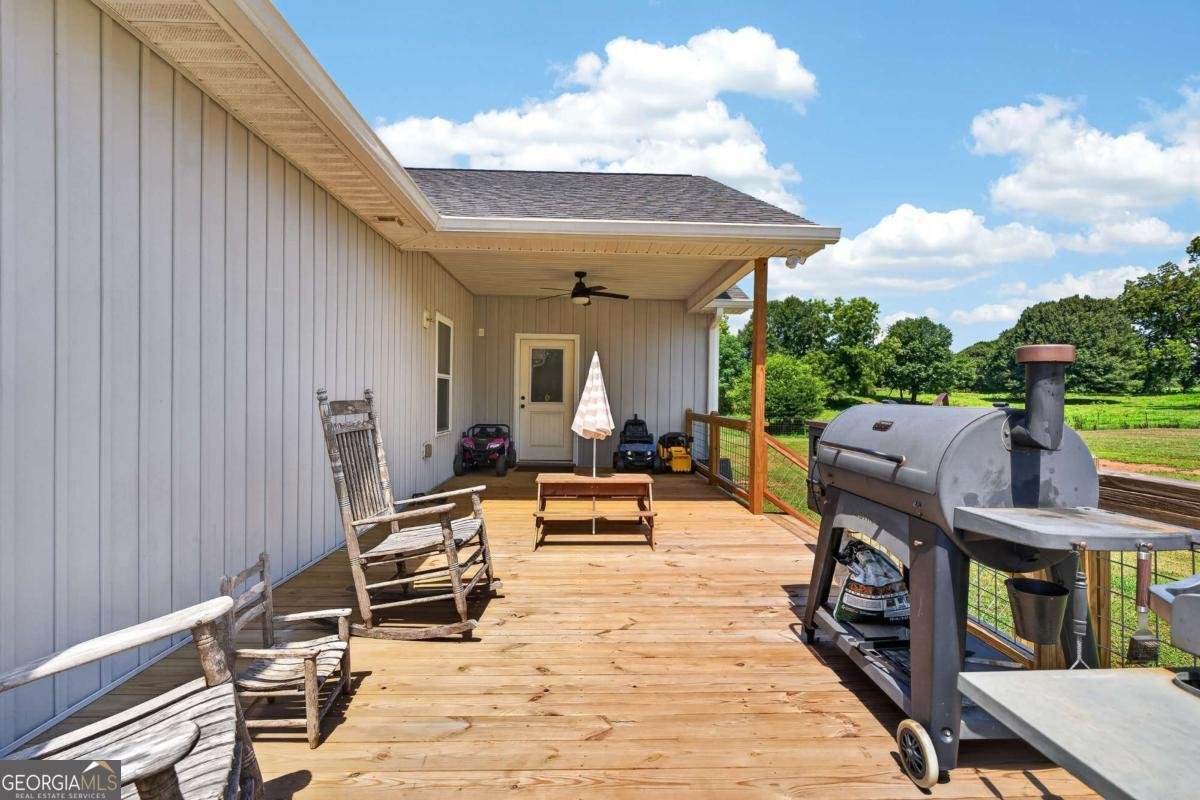 14155 HWY 106 Carnesville - Photo 29