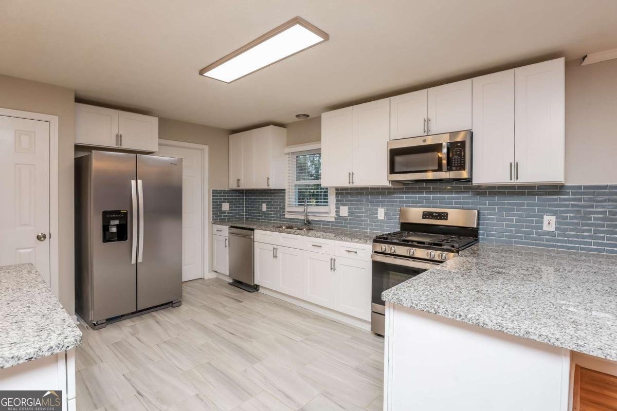 282 Somerset Court Lawrenceville - Photo 8
