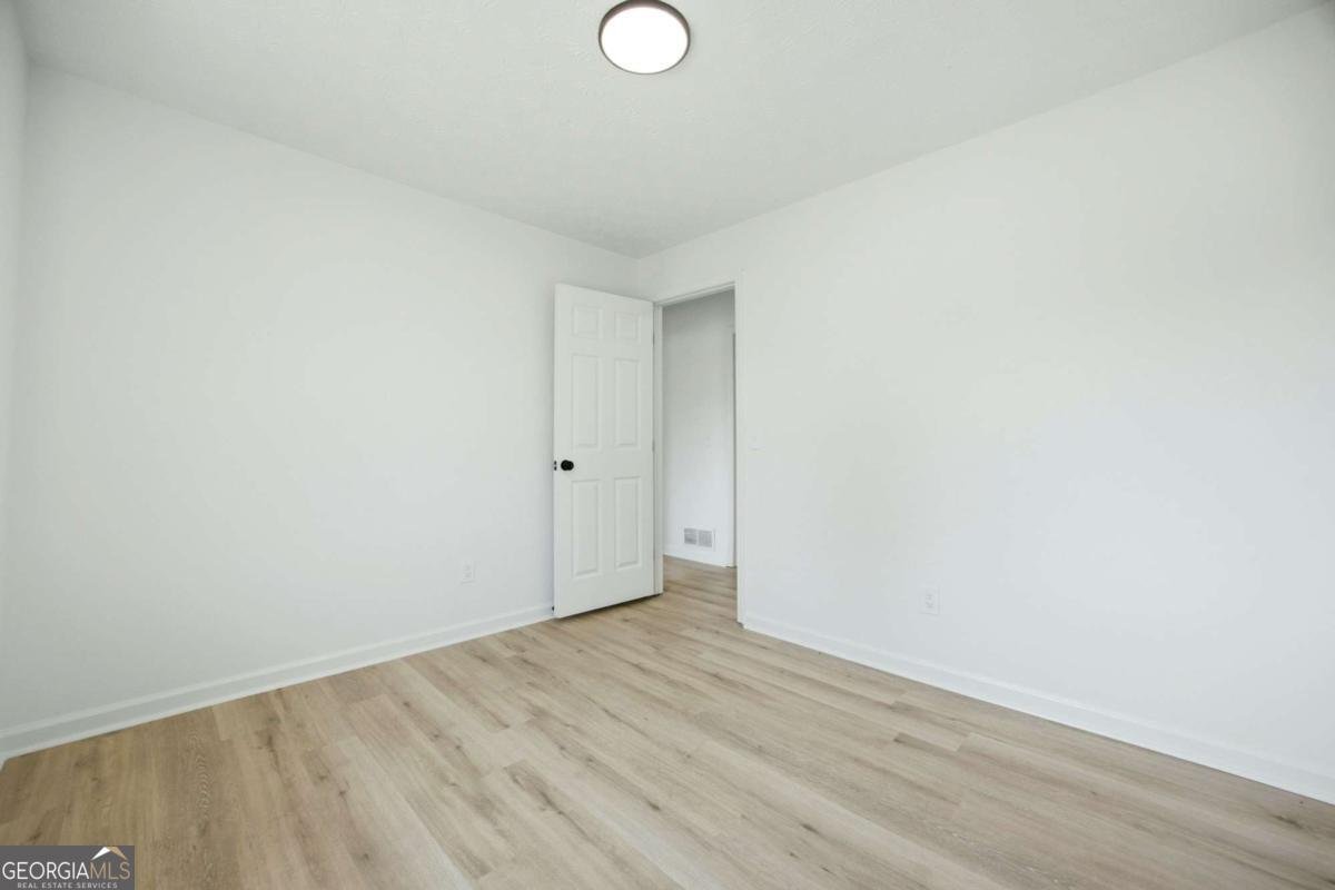 1290 Shallowford Road Marietta - Photo 14