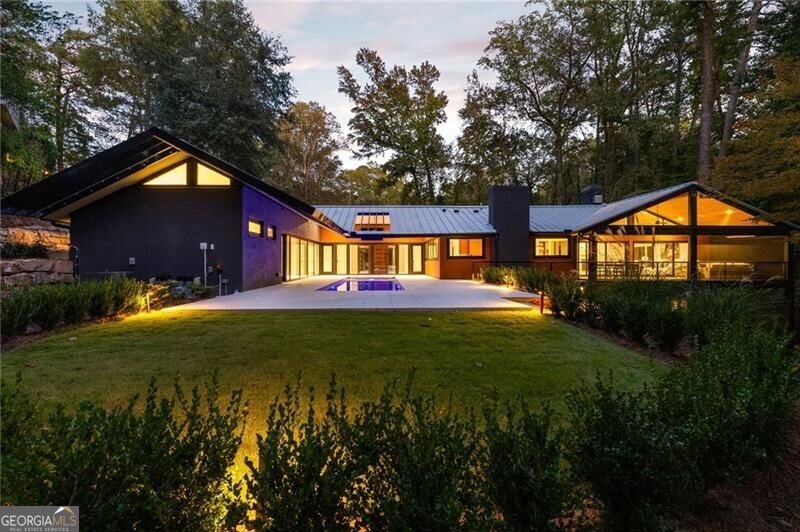 585 Amberidge Trail Atlanta - main photo