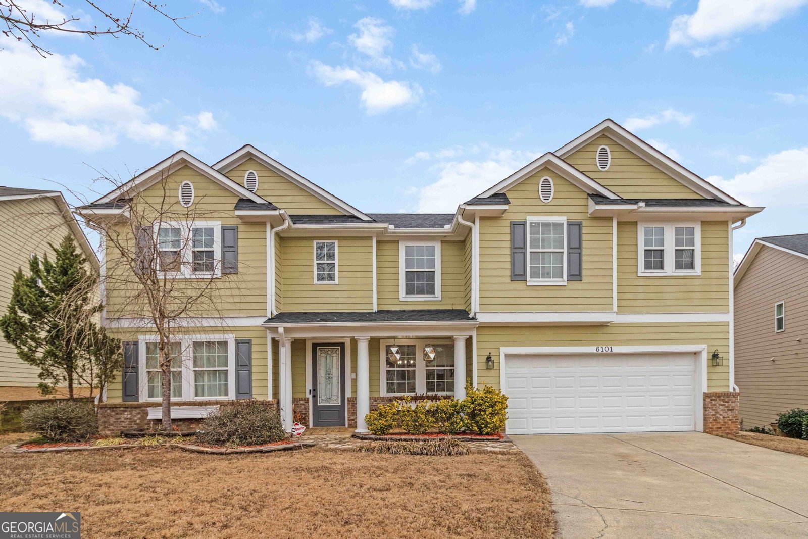 6101 Sparkling Cove Lane Buford - main photo