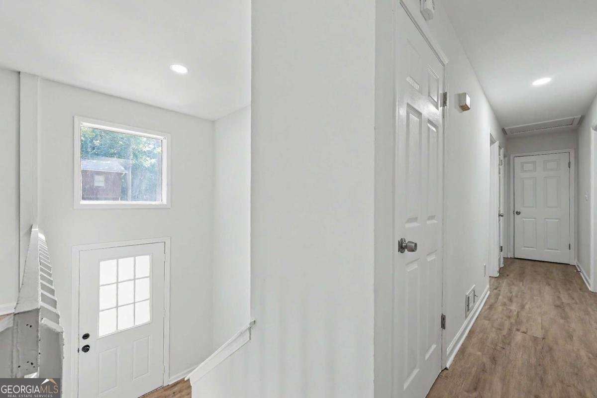 3909 Valley Brook Road Snellville - Photo 8