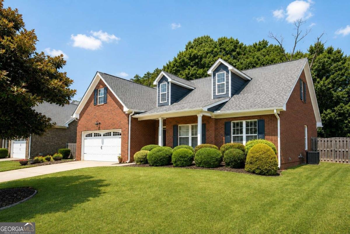1140 Brookshire Drive Bogart - main photo