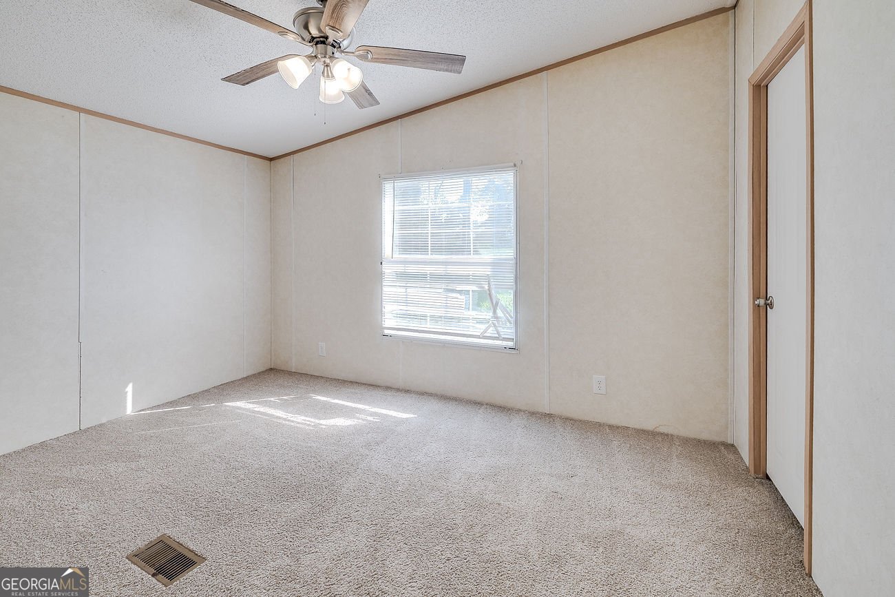 437 Burkhalter Circle Claxton - Photo 17