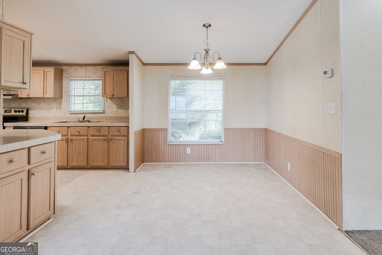 437 Burkhalter Circle Claxton - Photo 8