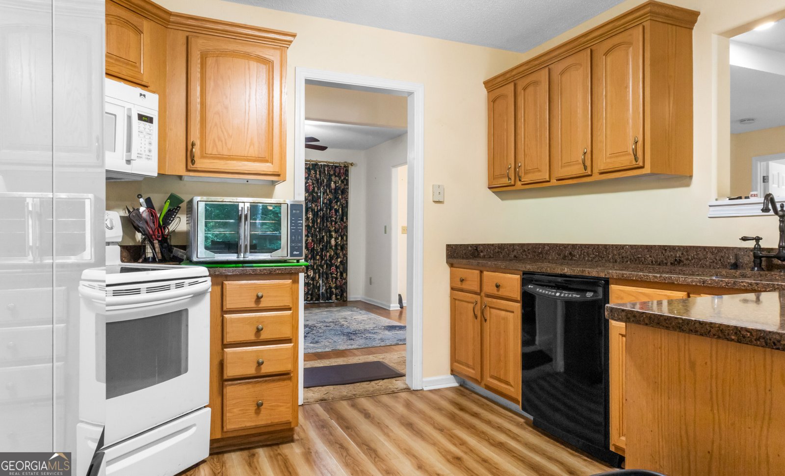 124 Foxdale Drive Lagrange - Photo 8