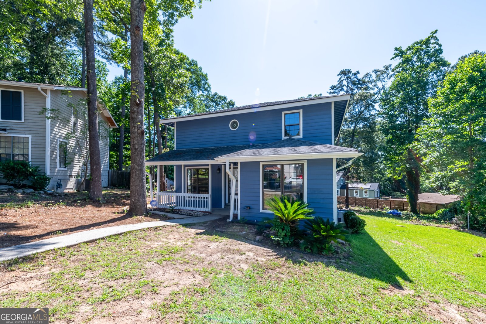Photo 2