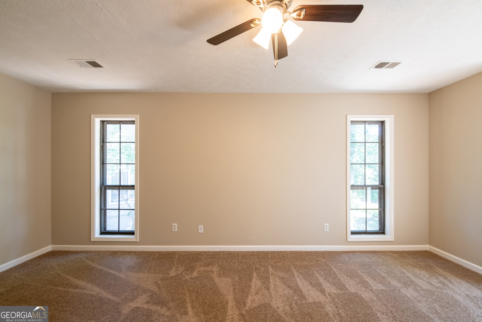 998 Ascot Court Riverdale - Photo 21
