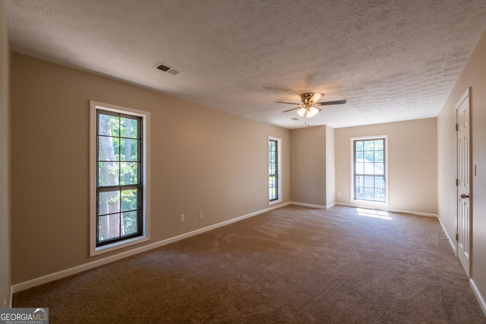 998 Ascot Court Riverdale - Photo 24