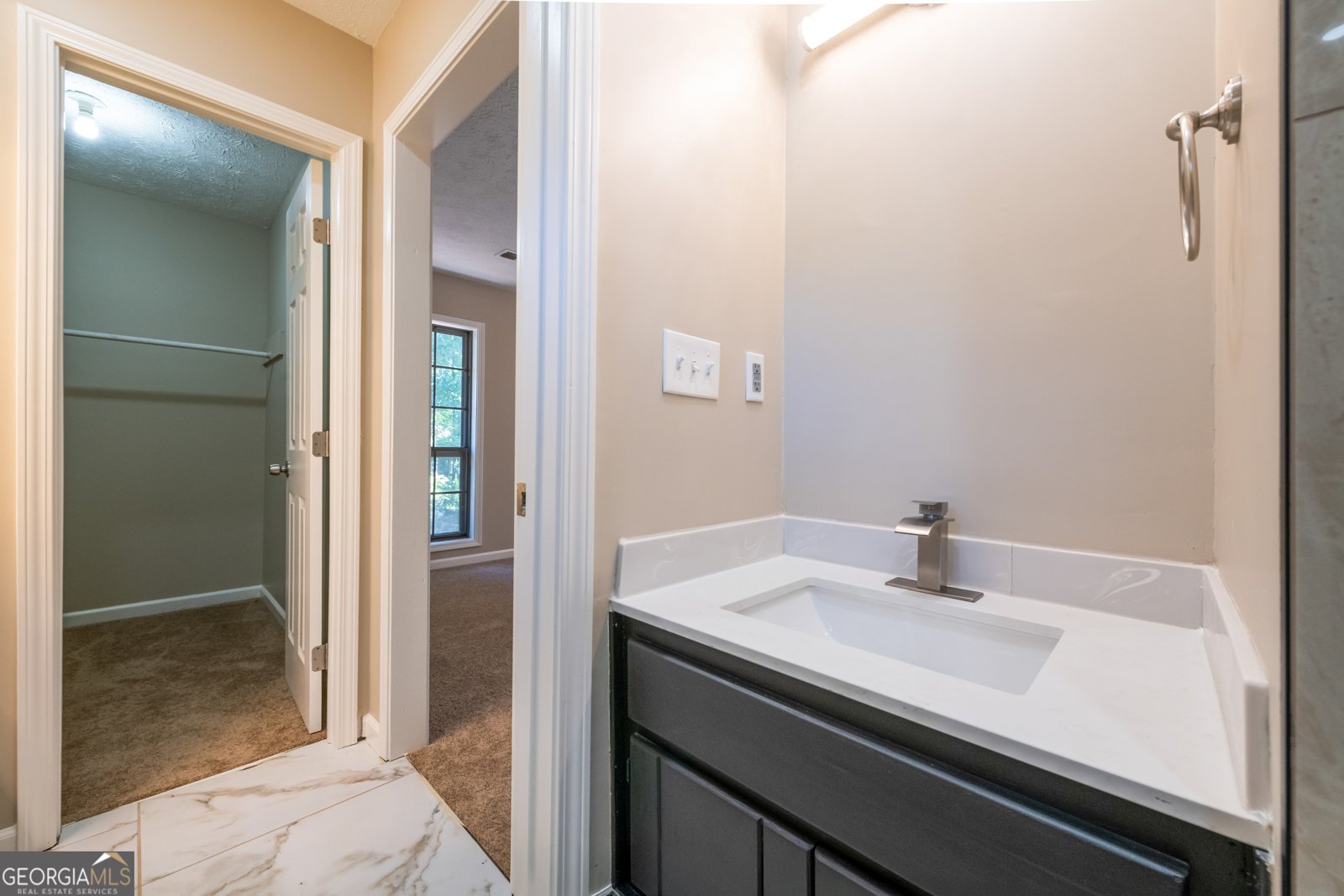 998 Ascot Court Riverdale - Photo 27