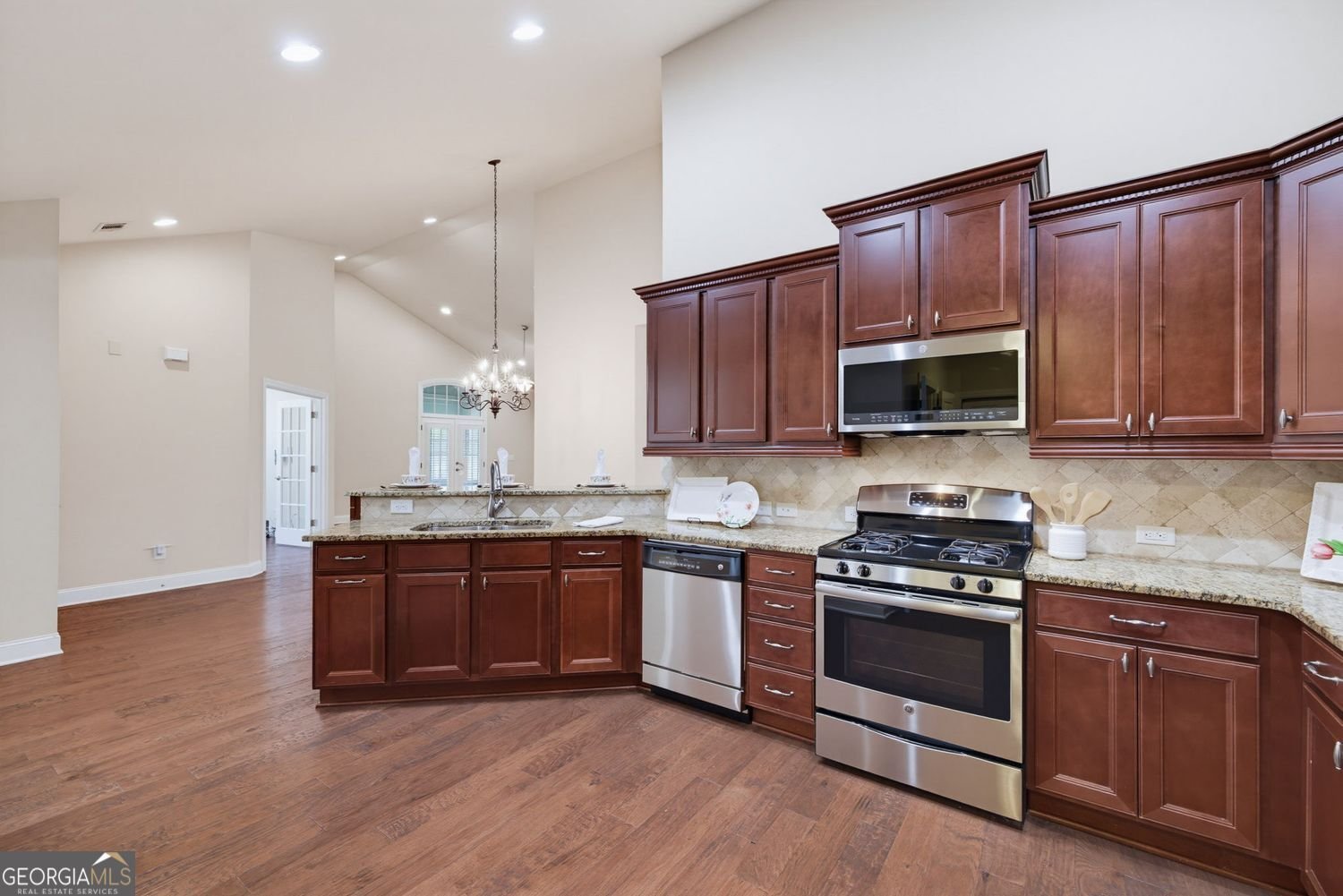 6129 Brookhaven Circle Johns Creek - Photo 8