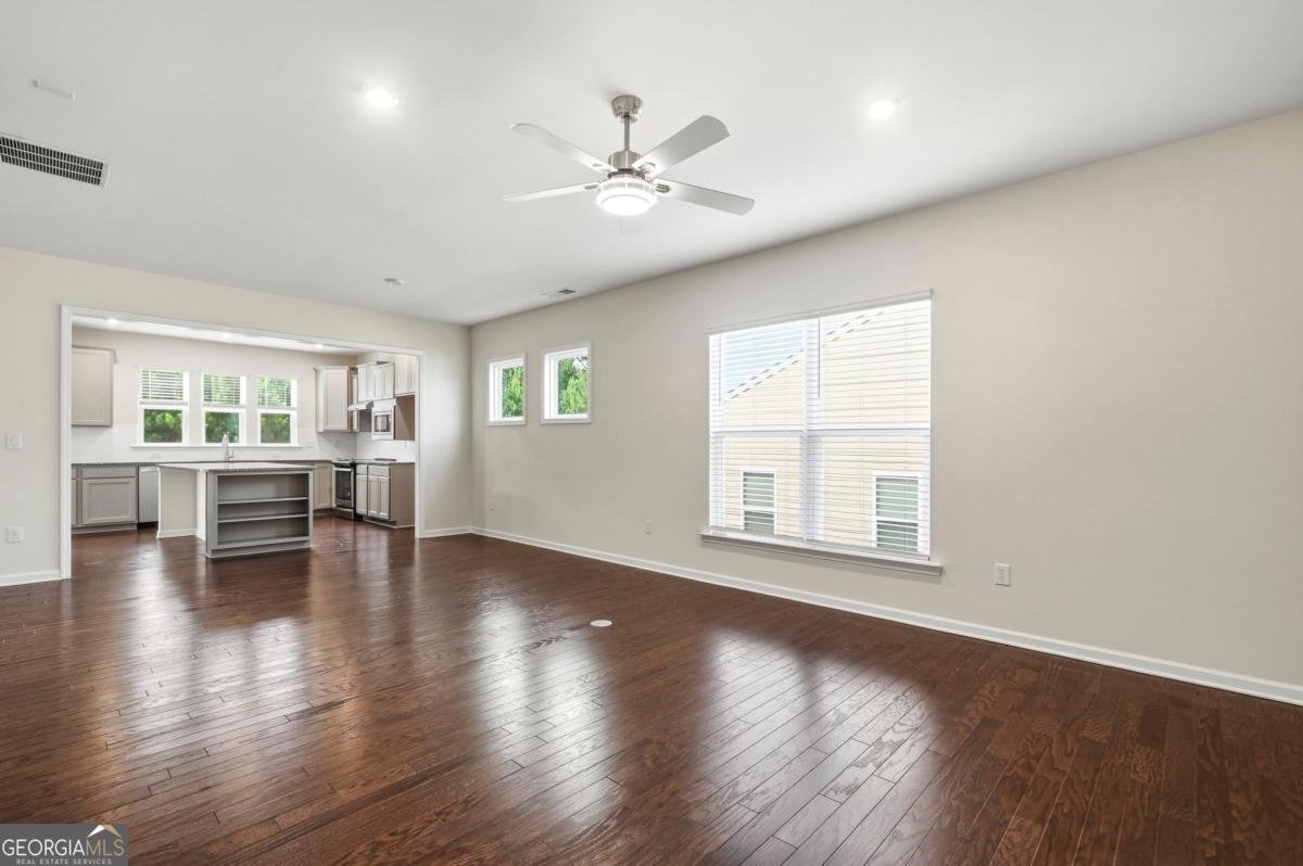 1141 Southern Pine Road Greensboro - Photo 12
