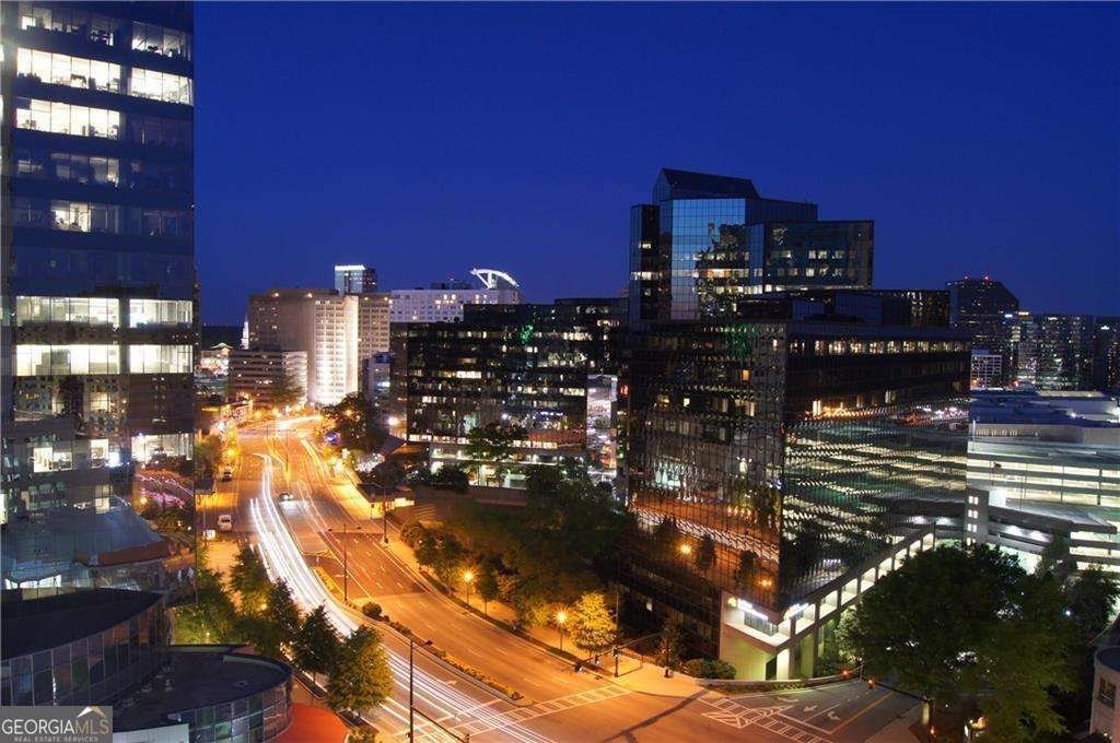 3324 Peachtree Road Atlanta - main photo