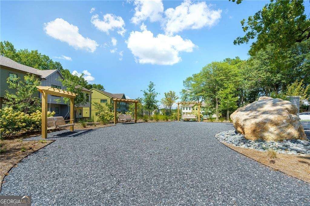 1354 Breezy Street SE Atlanta - Photo 10