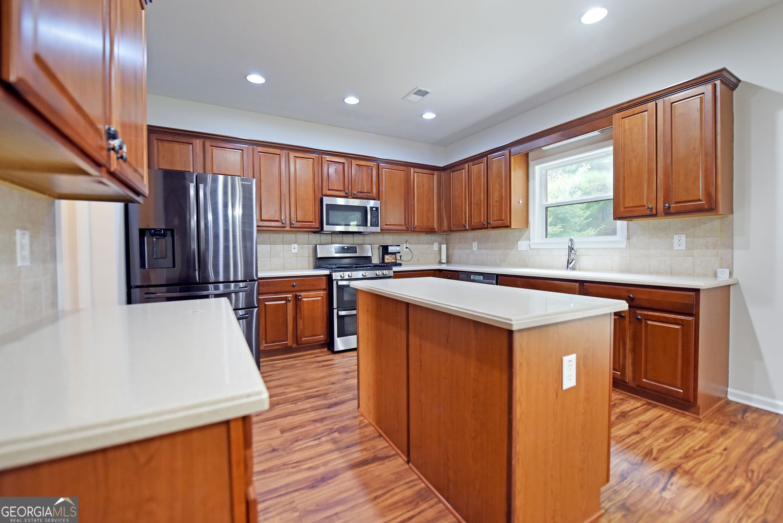 6015 Thrasher Court Cumming - Photo 24