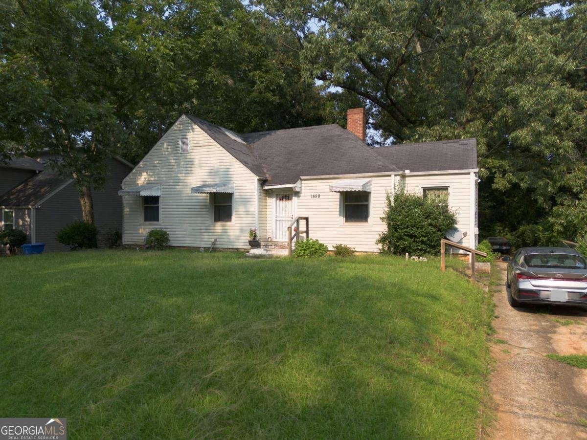 1558 Belmont Avenue Atlanta - main photo