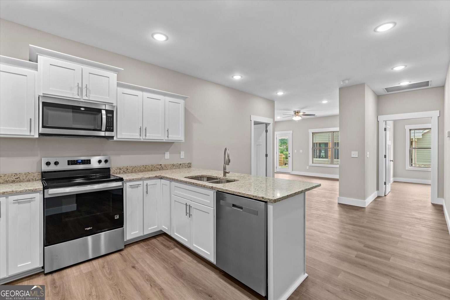 92 Maddox Lane Chatsworth - Photo 7
