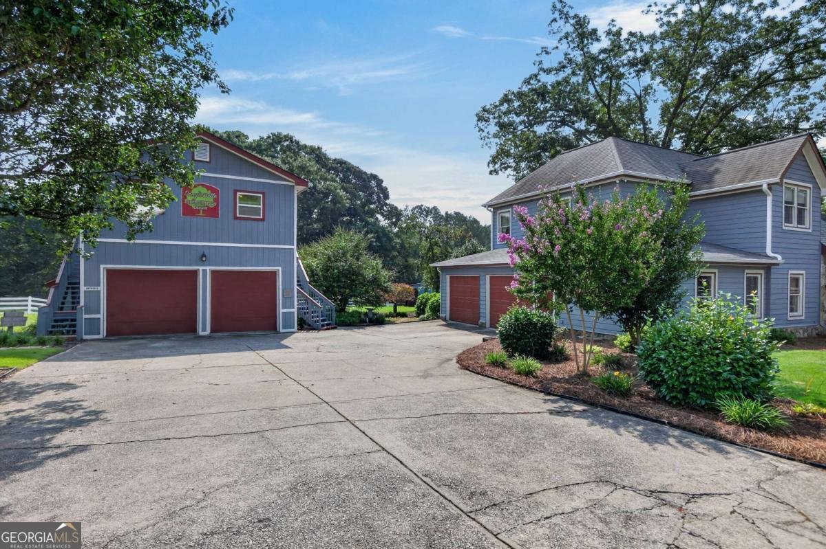 1111 Bakers Bridge Road Douglasville - Photo 8