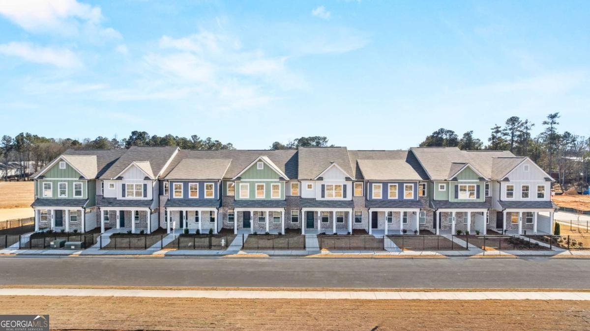 3263 Lake Carlton Road Loganville - main photo