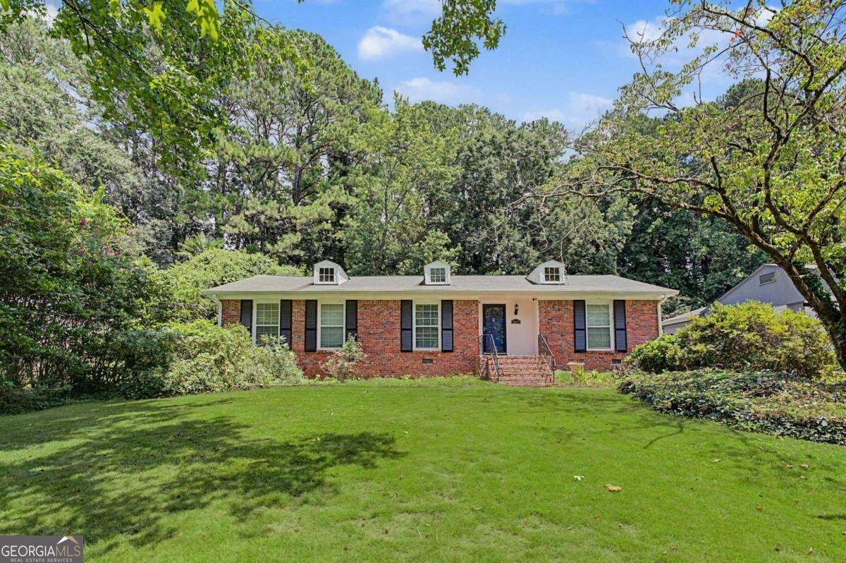2037 Desmond Drive Decatur - main photo