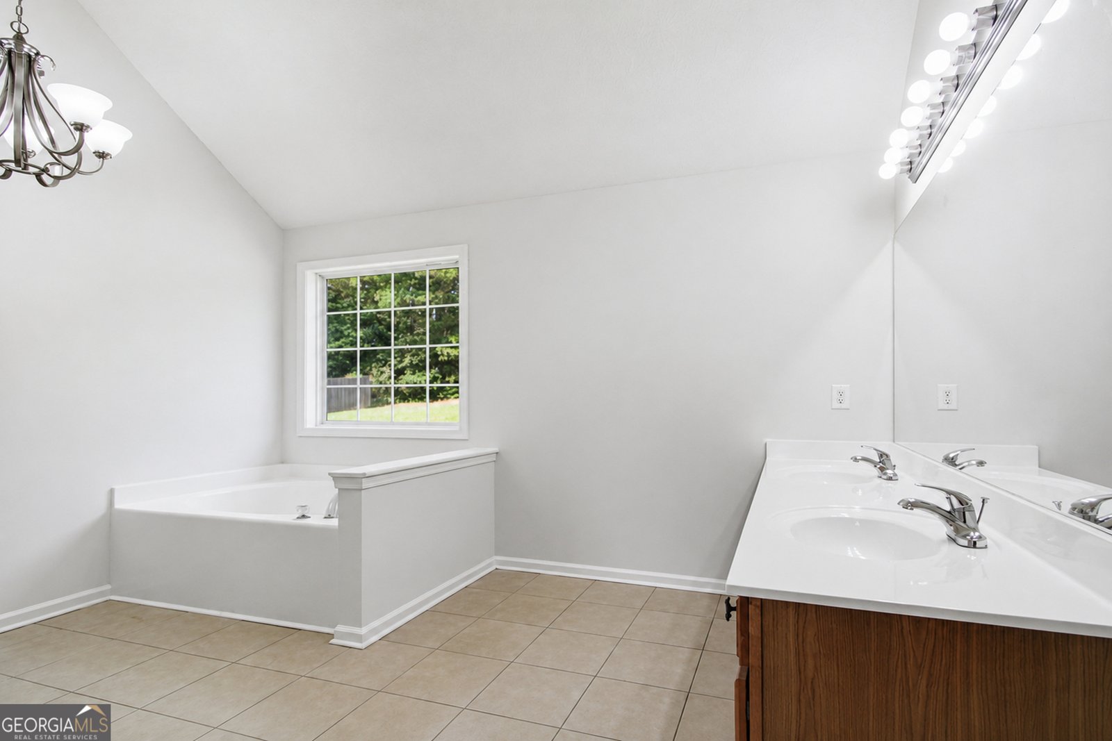 225 Avonlea Drive Covington - Photo 29