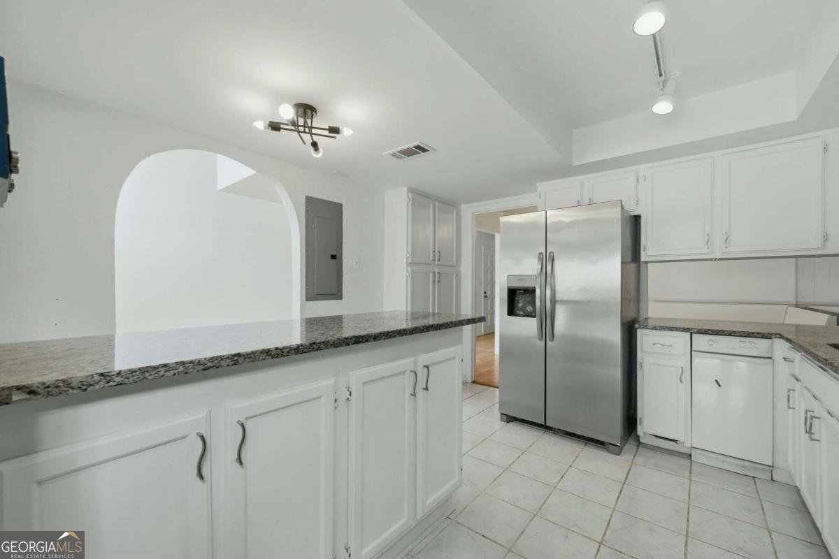 605 Serramonte Drive Marietta - Photo 19