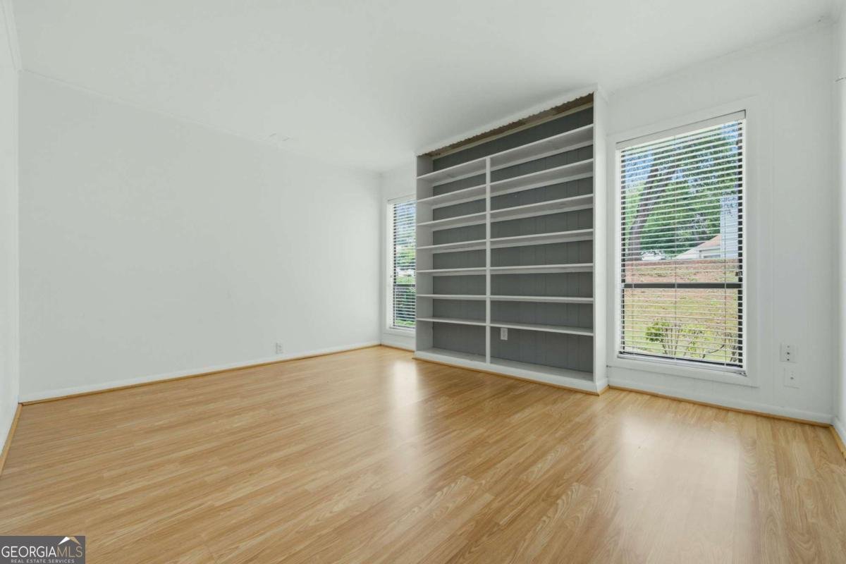 605 Serramonte Drive Marietta - Photo 6