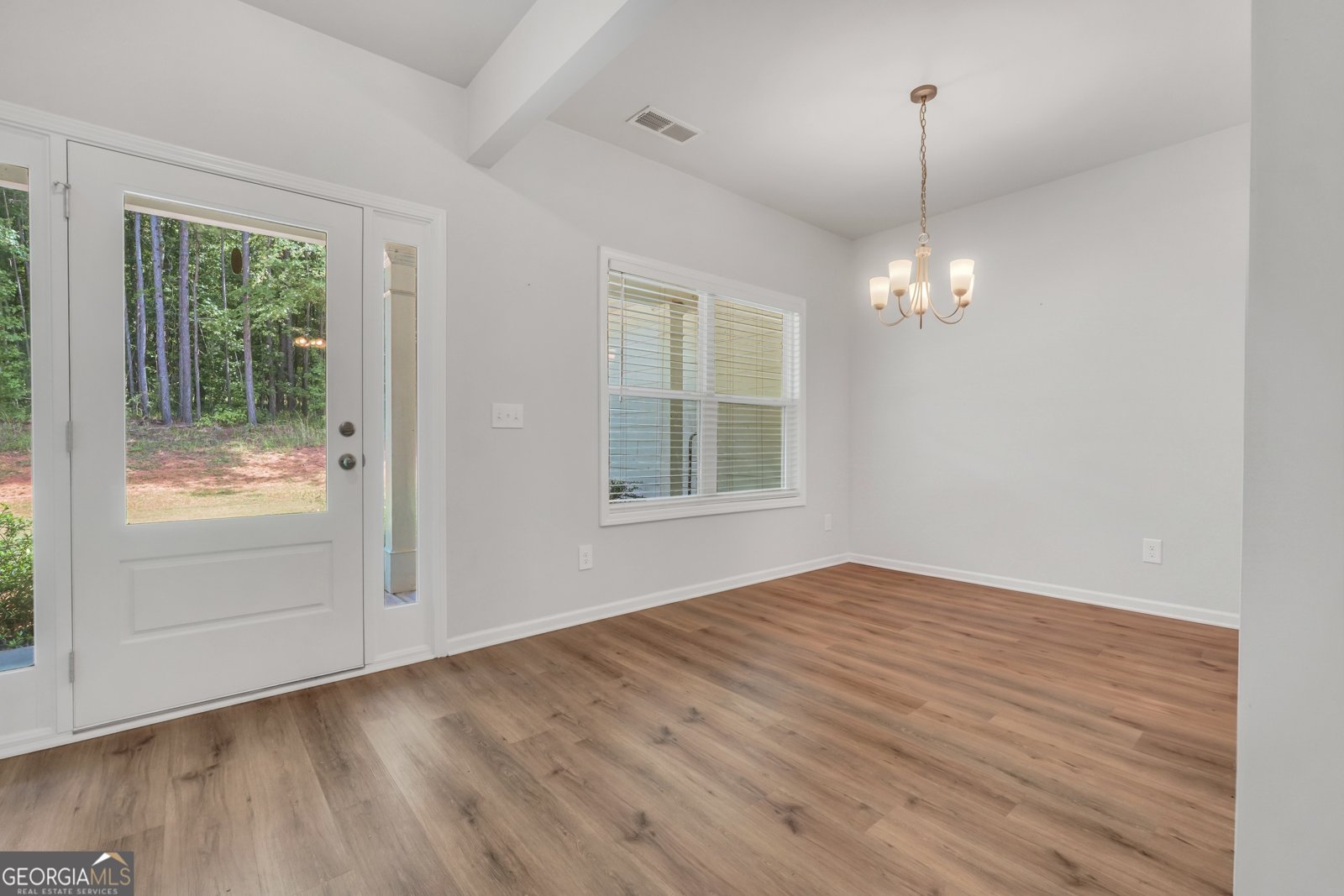 534 Giles Road Forsyth - Photo 8
