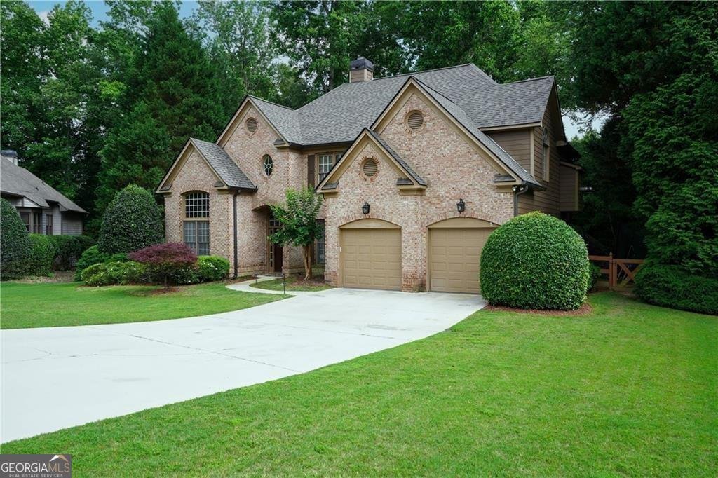 7185 Hartsfield Place Suwanee - main photo